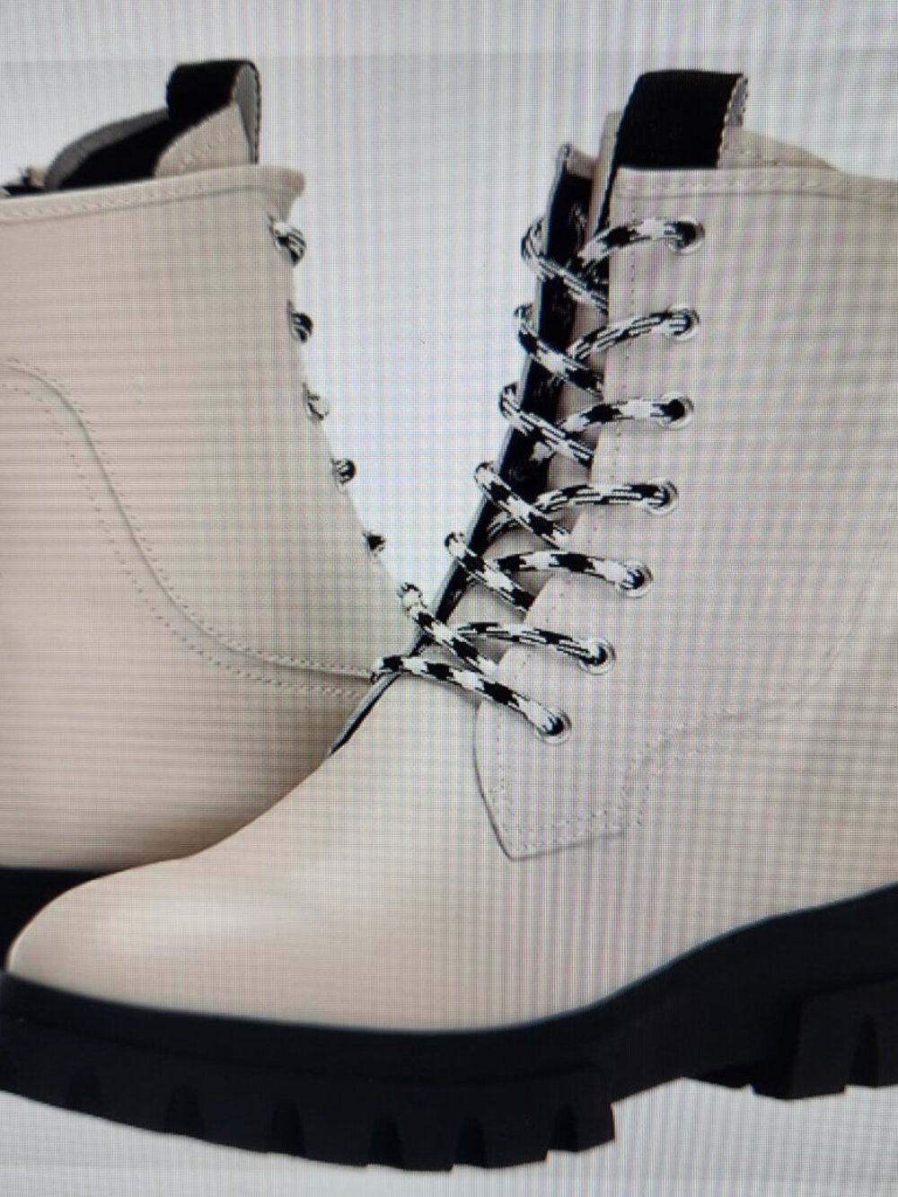 Franco Sarto "Robbie" Putty Leather Lace Up boots. NIB. Size 6